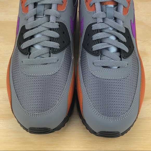 Nike Air Max 90 Essential Grey Purple Sneakers Sz - Picture 5 of 8